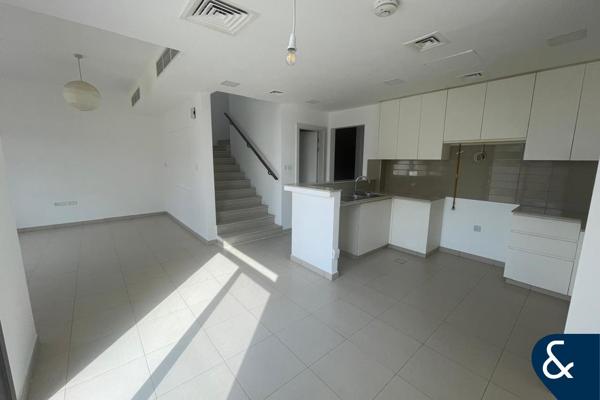 SINGLE ROW | FAMILY-FRIENDLY | SPACIOUS